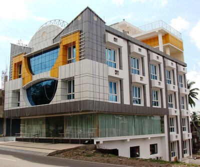 Hotel Hilltop International